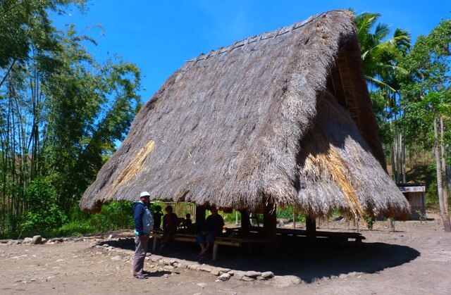 Detail Rumah Adat Suku Alor Nomer 4