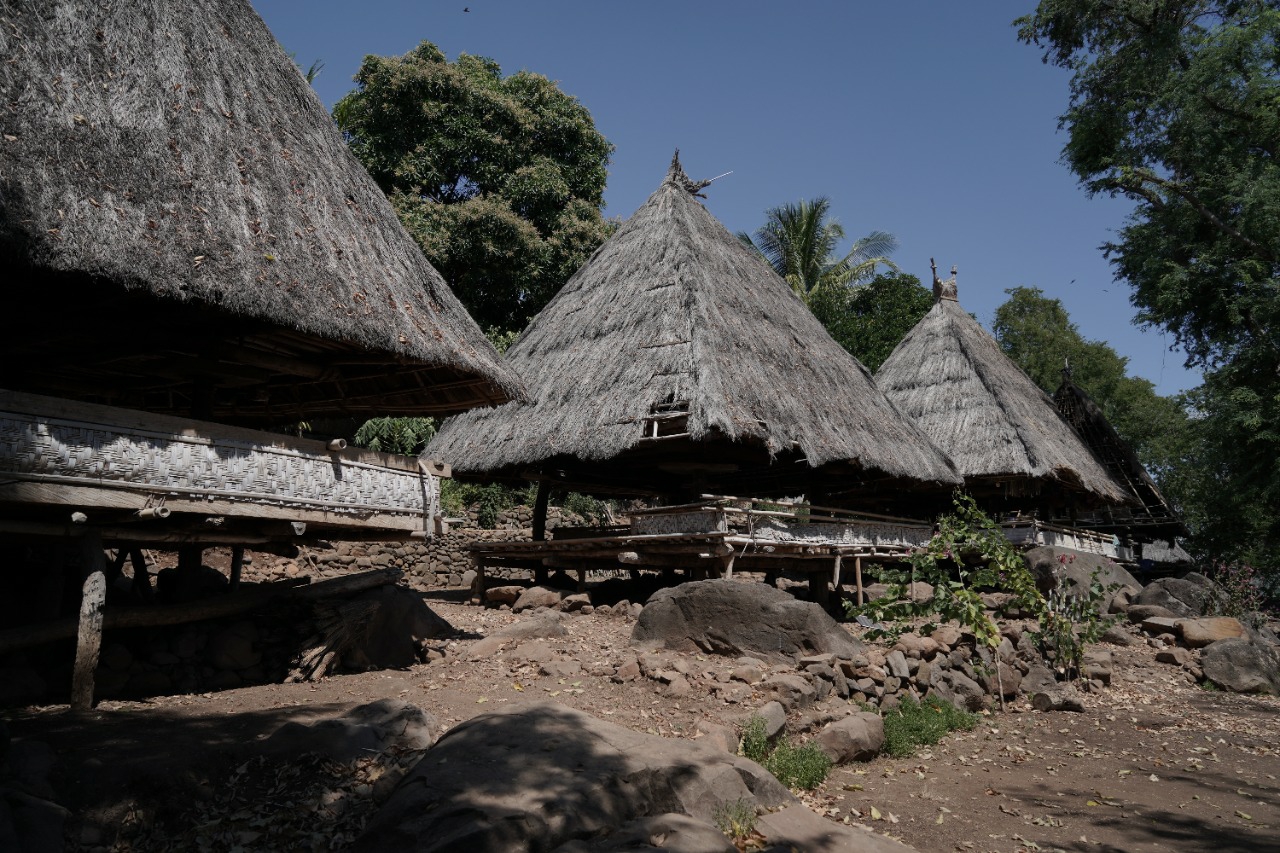 Detail Rumah Adat Suku Alor Nomer 6