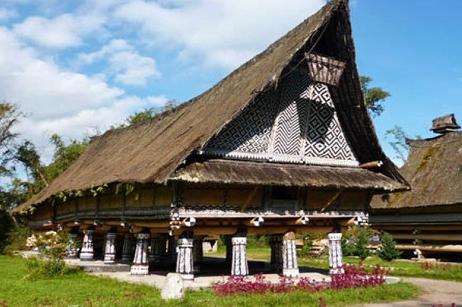 Detail Rumah Adat Sumatera Utara Gambar Pakaian Adat Sumsel Nomer 14