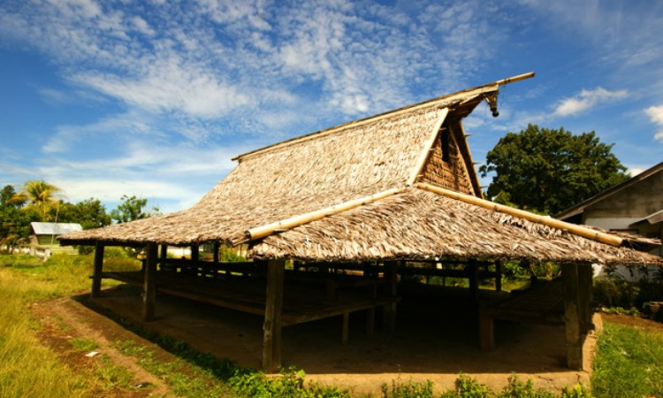 Detail Rumah Adat Ternate Nomer 14