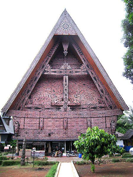 Detail Rumah Adat Toraja Atapnya Berbentuk Nomer 44