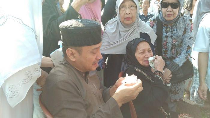 Detail Rumah Adi Bing Slamet Di Bekasi Nomer 40