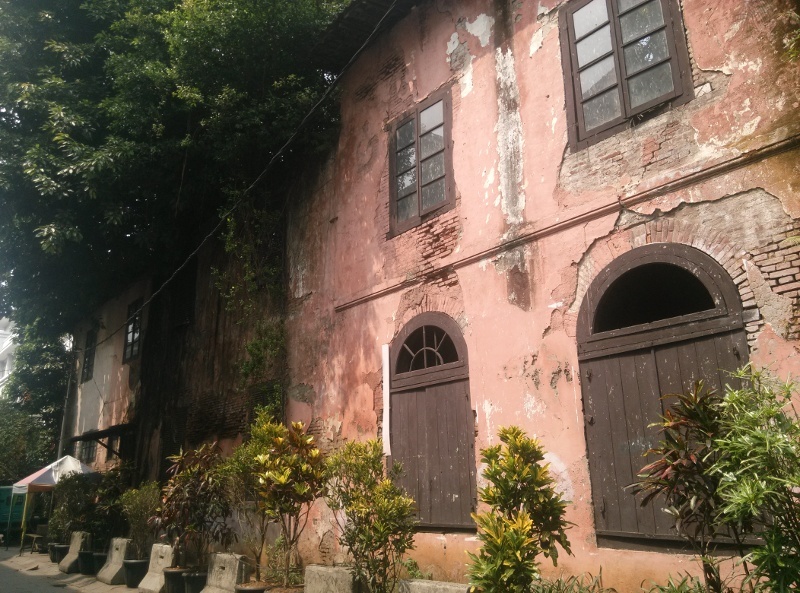 Detail Rumah Akar Kota Tua Nomer 6