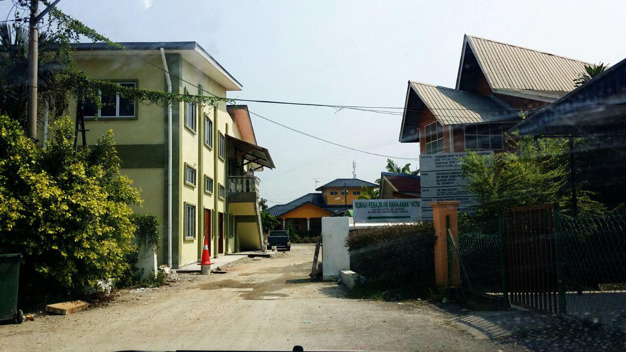 Detail Rumah Anak Yatim Nomer 32