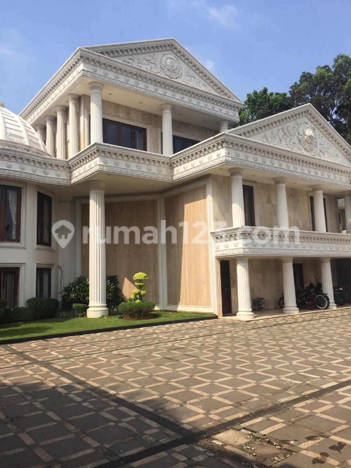 Detail Rumah Anang Hermansyah Di Malang Nomer 29