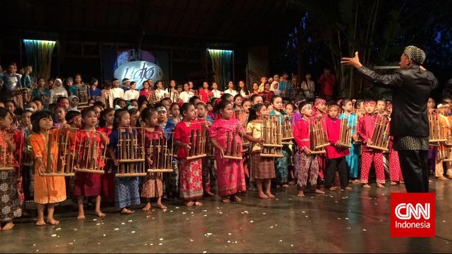 Detail Rumah Angklung Indonesia Nomer 48