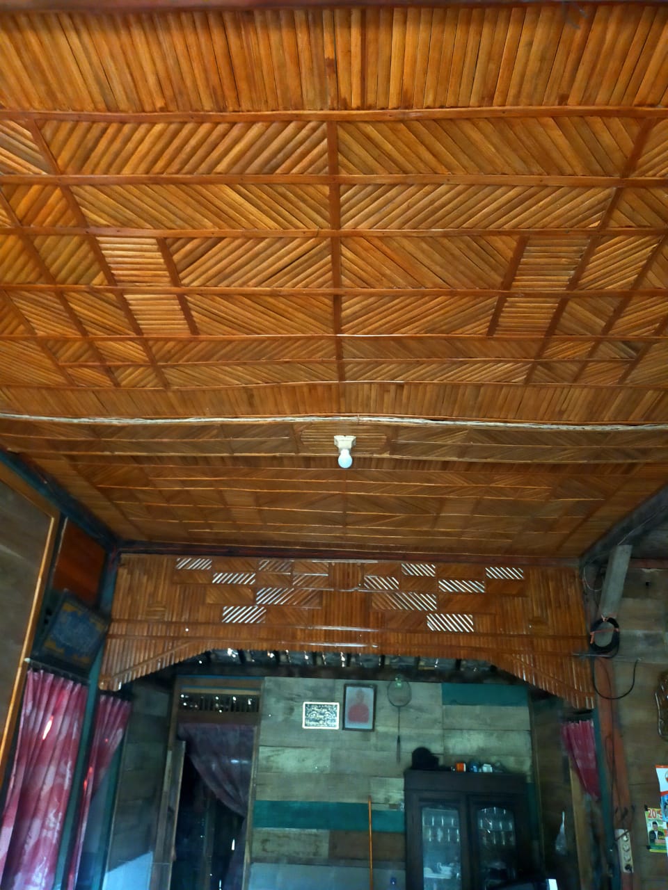 Detail Rumah Anyaman Bambu Nomer 9
