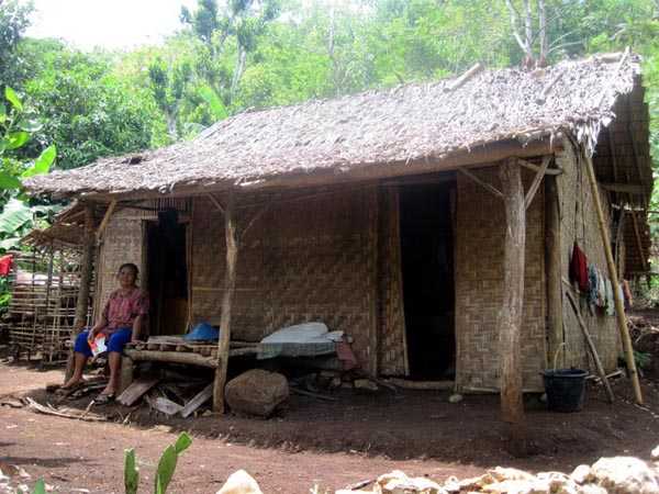 Detail Rumah Anyaman Bambu Nomer 17