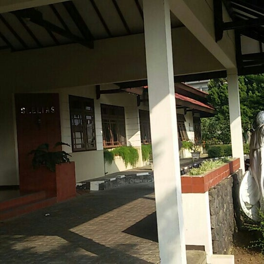 Detail Rumah Ari Wibowo Nomer 43