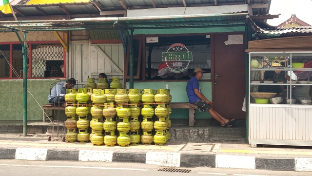 Detail Usaha Di Depan Rumah Nomer 2