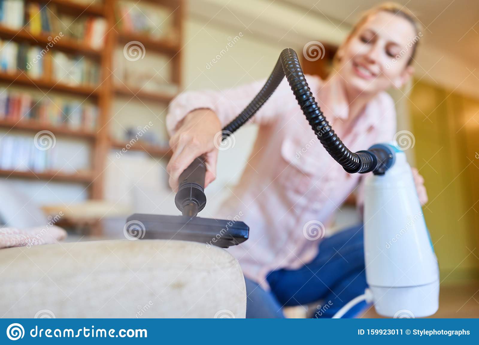 Detail Vacuum Cleaner Lady Meme Nomer 51