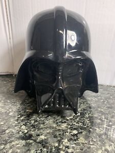 Detail Vader Head Nomer 13