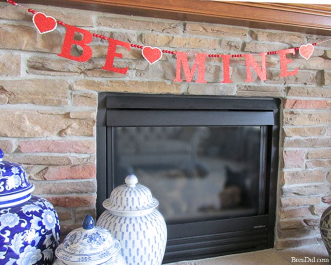 Detail Valentines Day Banner For Fireplace Nomer 39