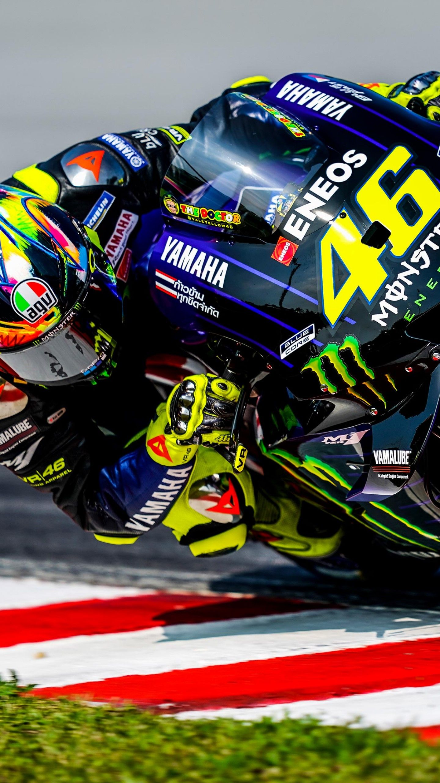 Detail Valentino Rossi Wallpaper 2017 Nomer 15