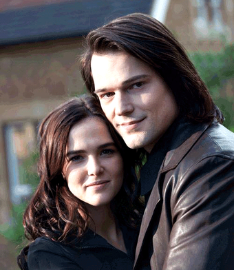 Detail Vampire Academy Wikia Nomer 16