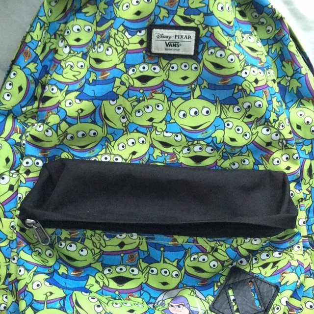 Detail Vans Alien Backpack Nomer 12