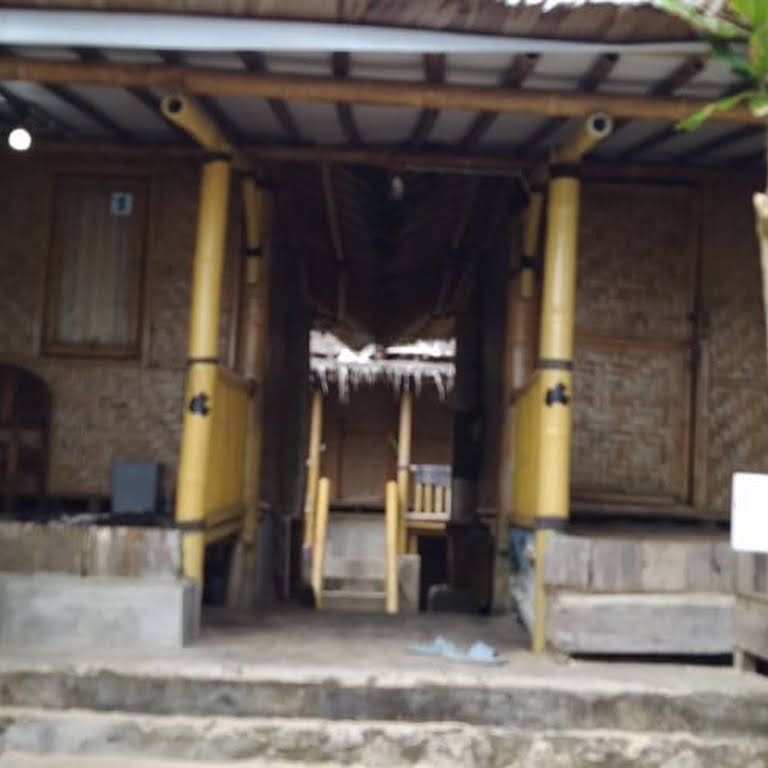 Detail Rumah Bambu Sadranan Nomer 46