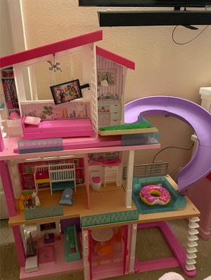 Detail Rumah Barbie Dream House Nomer 47