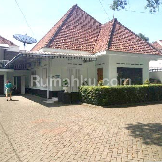 Detail Rumah Belanda Di Malang Nomer 16