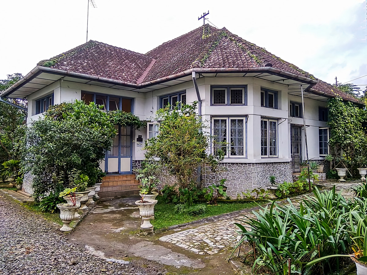 Detail Rumah Belanda Di Malang Nomer 44