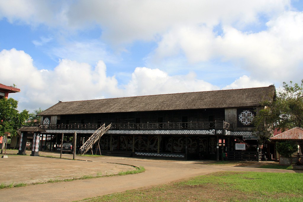 Detail Rumah Betang Pontianak Nomer 9