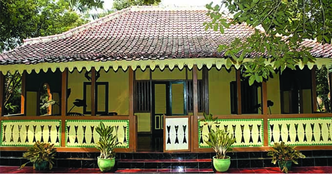 Detail Rumah Betawi Asli Nomer 32