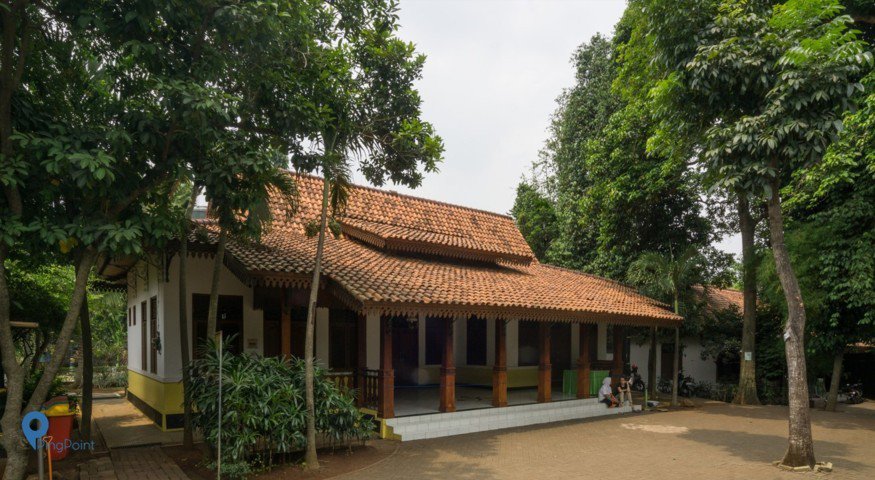 Detail Rumah Betawi Modern Nomer 37