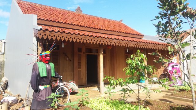 Detail Rumah Betawi Tempo Dulu Nomer 17