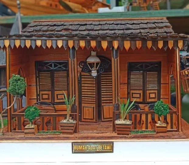 Detail Rumah Betawi Tempo Dulu Nomer 38