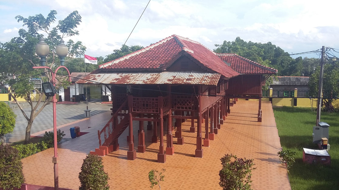 Detail Rumah Betawi Tempo Dulu Nomer 52