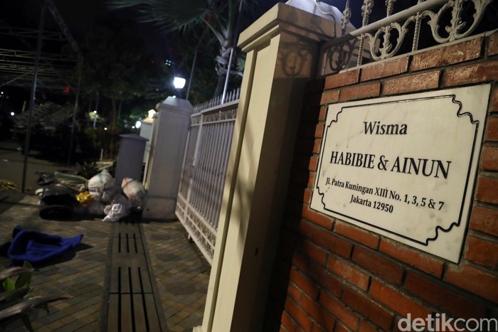 Detail Rumah Bj Habibie Nomer 33