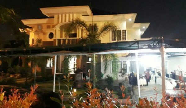 Detail Rumah Bobby Nasution Di Medan Nomer 3