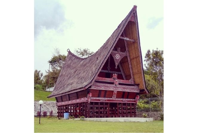 Detail Rumah Bolon Dari Nomer 3