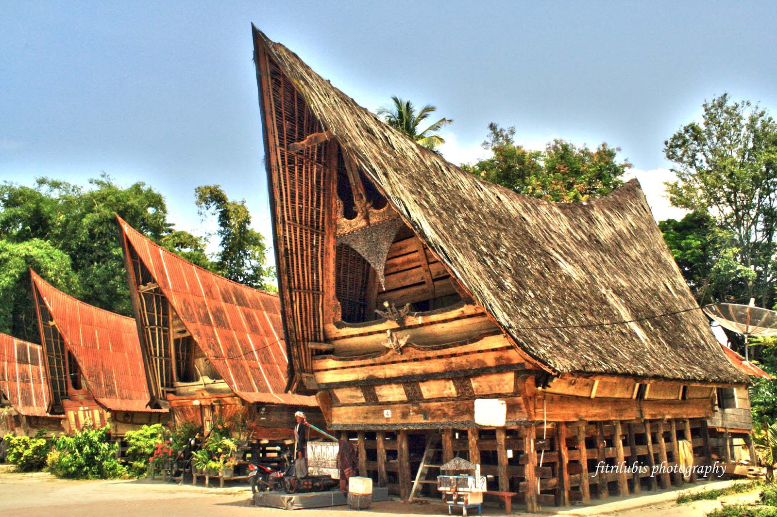 Detail Rumah Bolon Dari Nomer 4