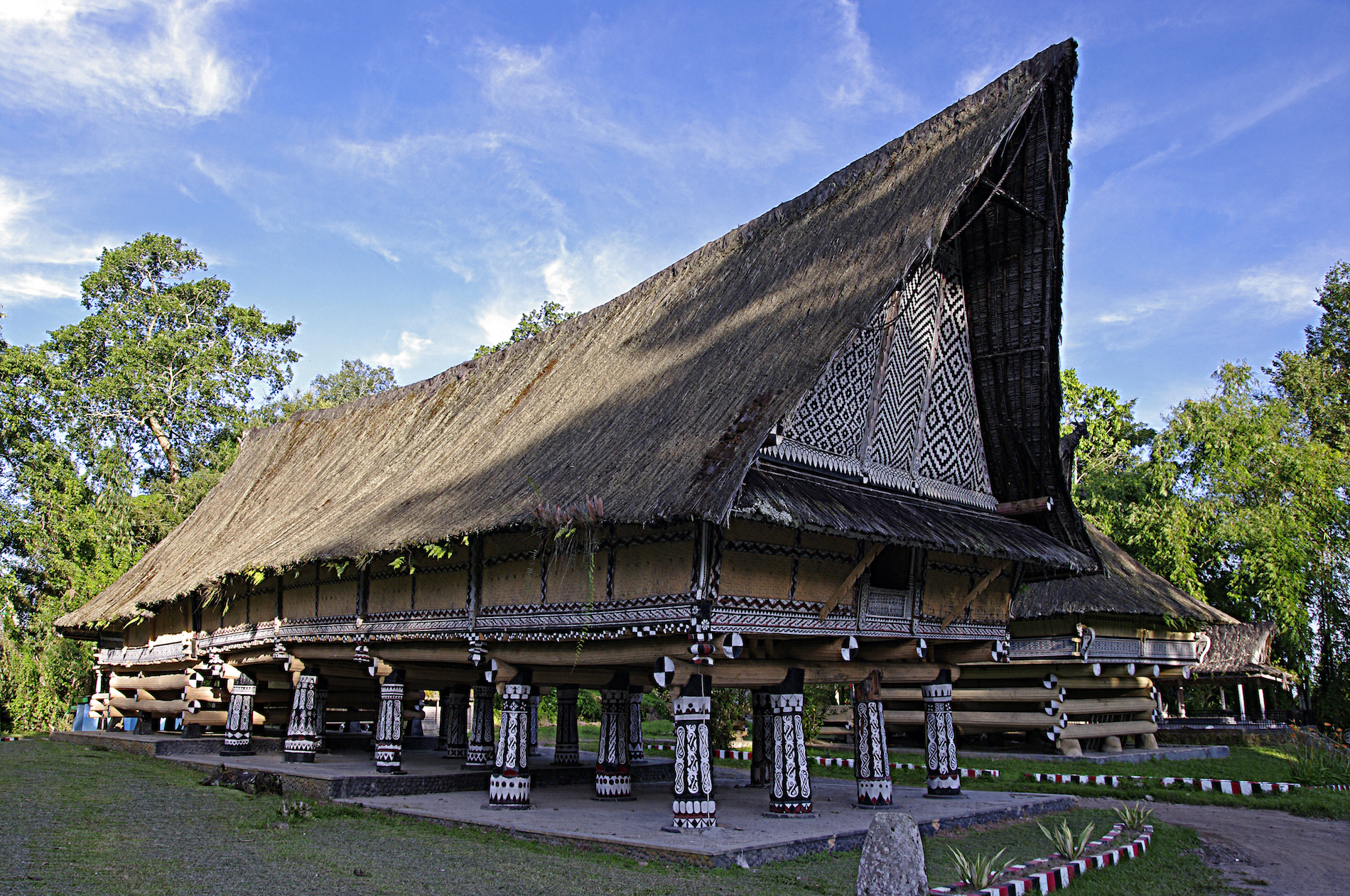 Detail Rumah Bolon Dari Nomer 30