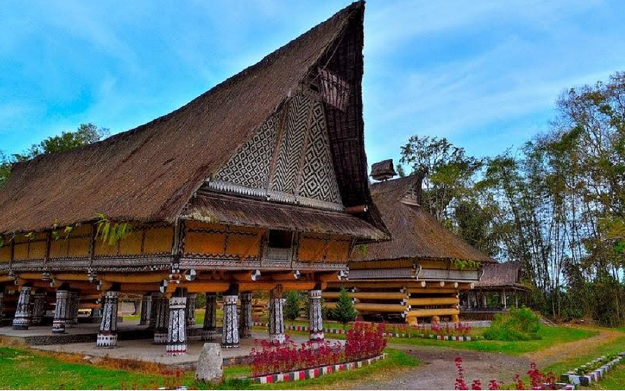 Detail Rumah Bolon Sumatera Utara Nomer 10