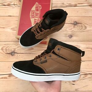 Detail Vans Dachshund Leather Nomer 23