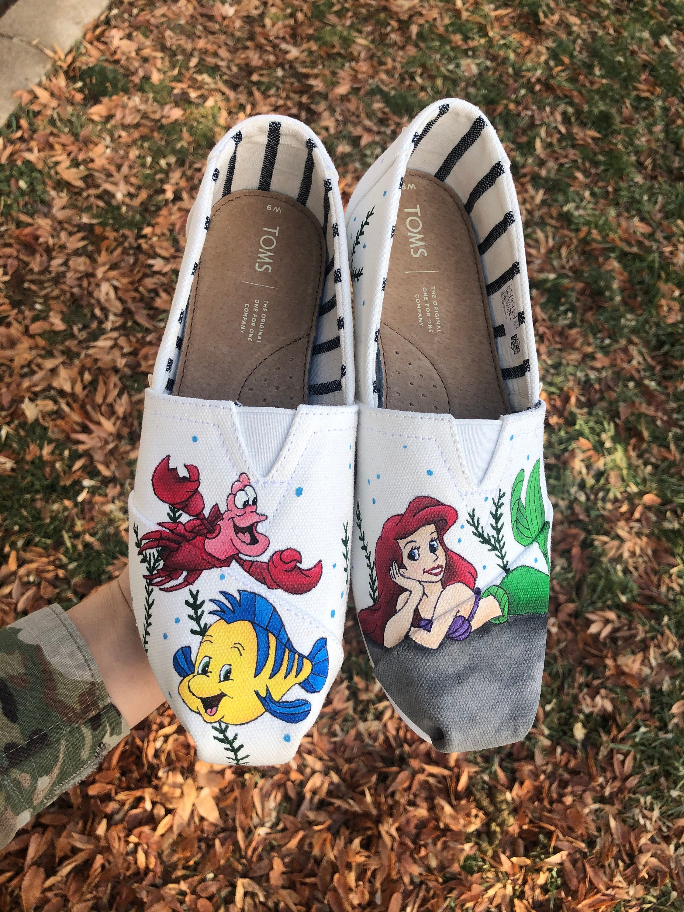 Detail Vans Disney Ariel Shoes Nomer 30