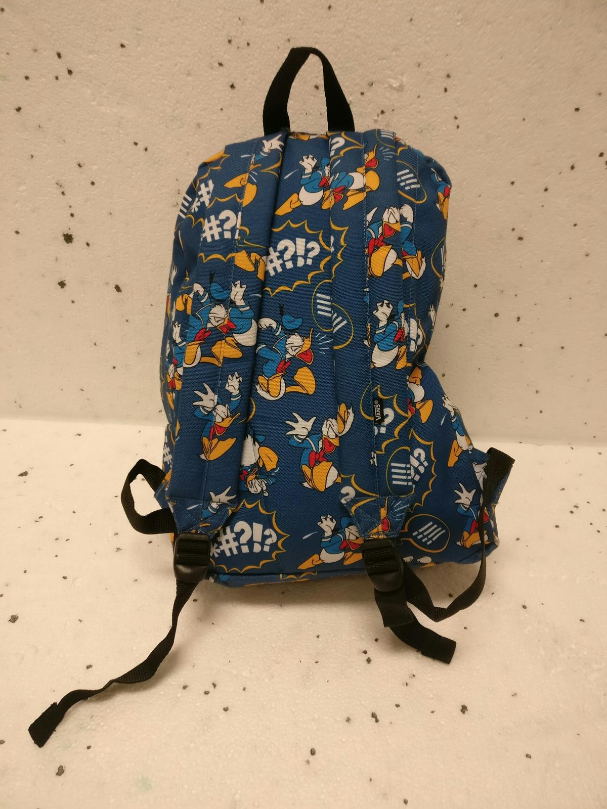 Detail Vans Donald Duck Backpack Nomer 40