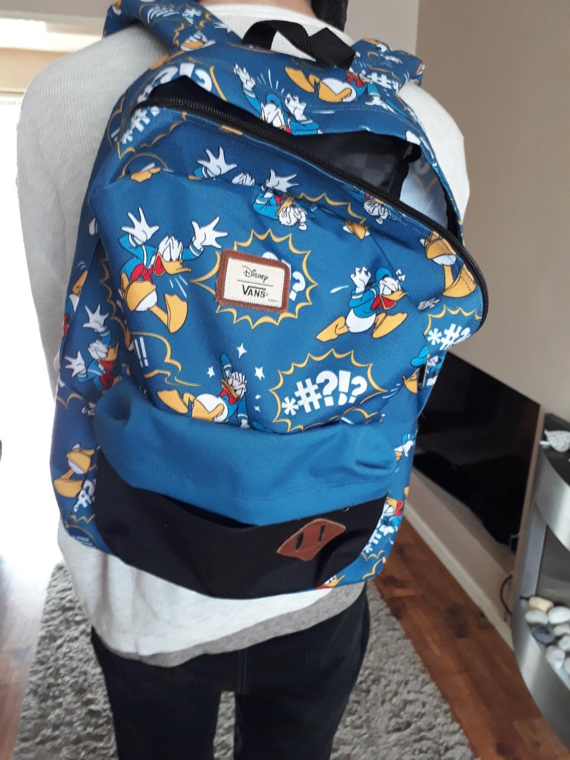 Detail Vans Donald Duck Backpack Nomer 47