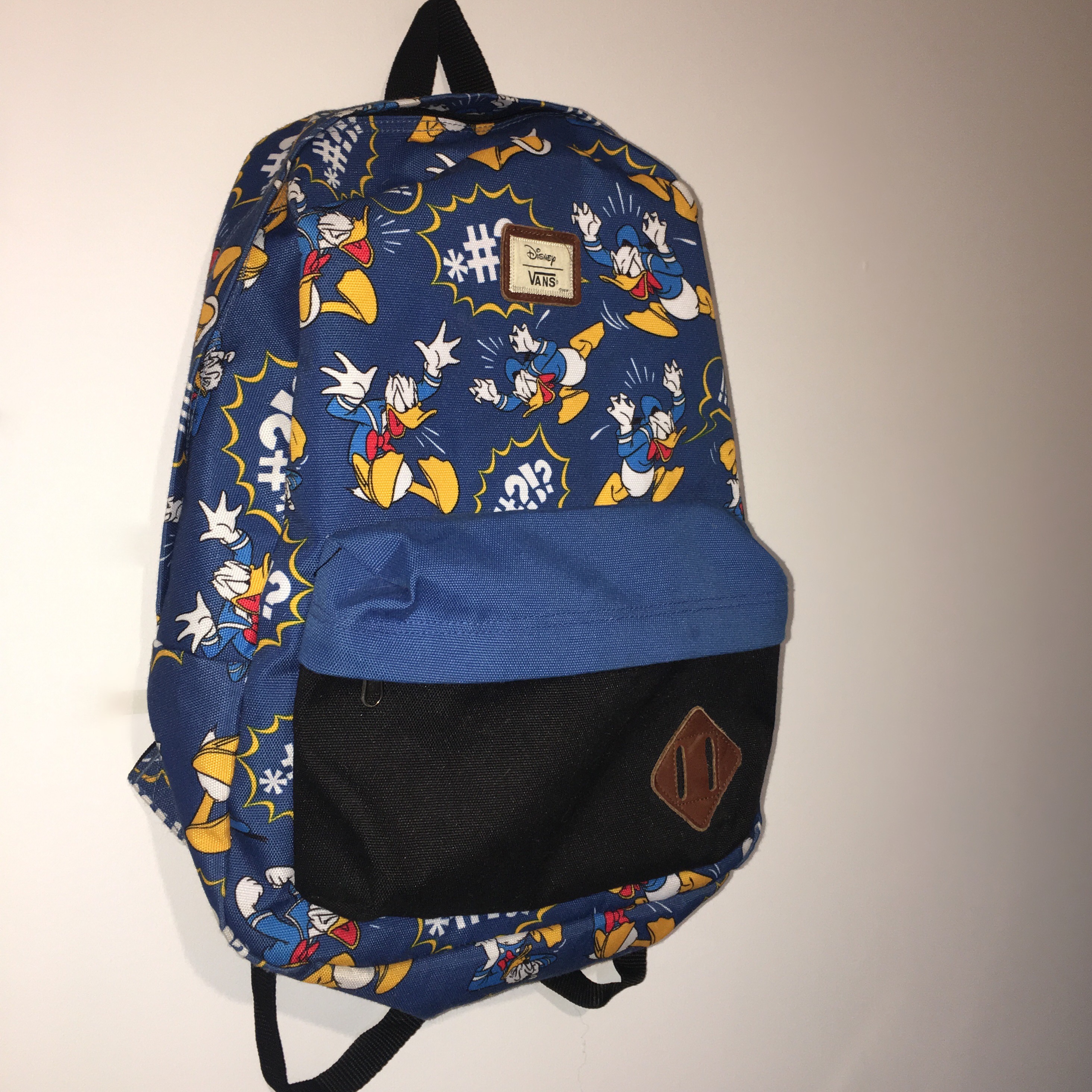 Detail Vans Donald Duck Backpack Nomer 53