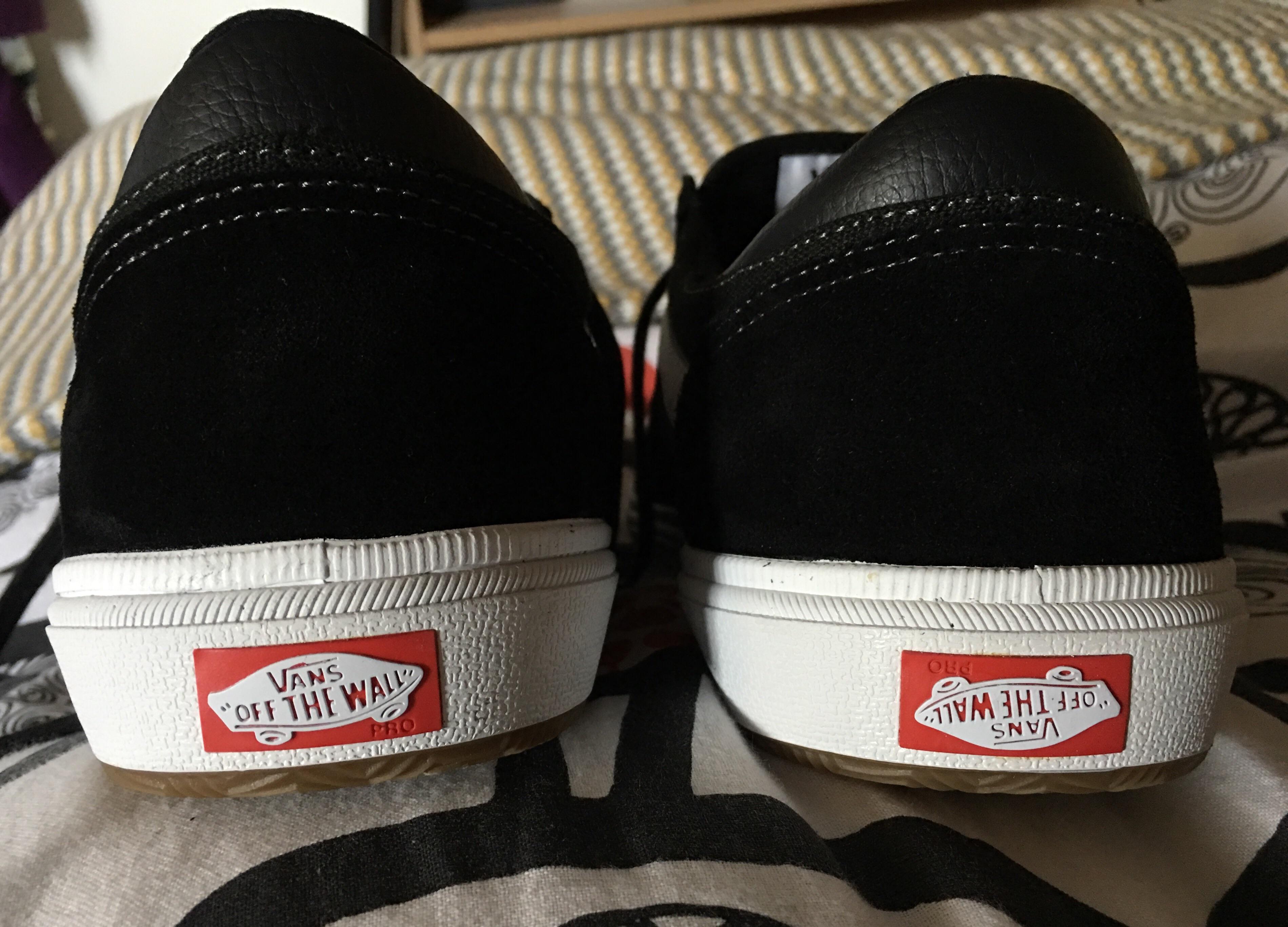 Vans Logo On Shoes - KibrisPDR