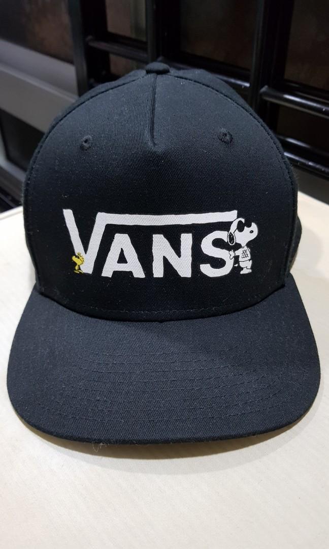 Detail Vans Snoopy Hat Nomer 22