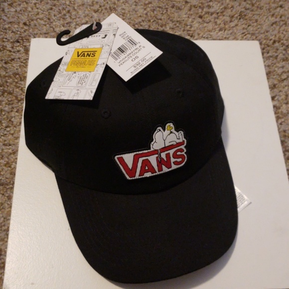 Detail Vans Snoopy Hat Nomer 32