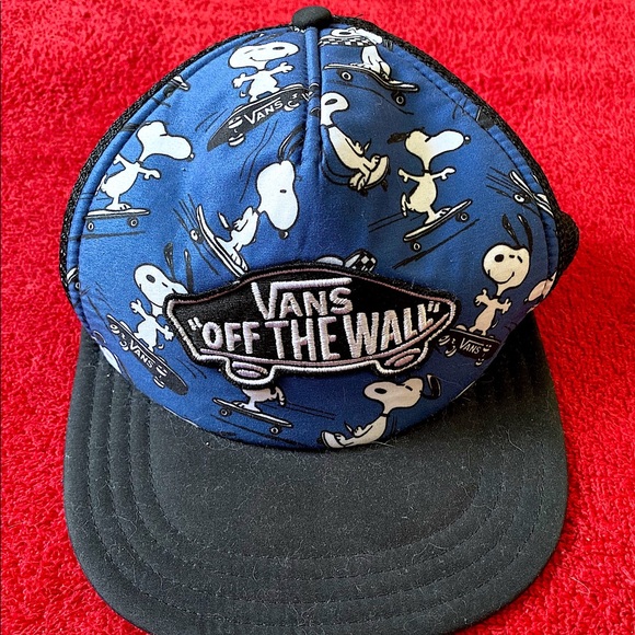 Detail Vans Snoopy Hat Nomer 56