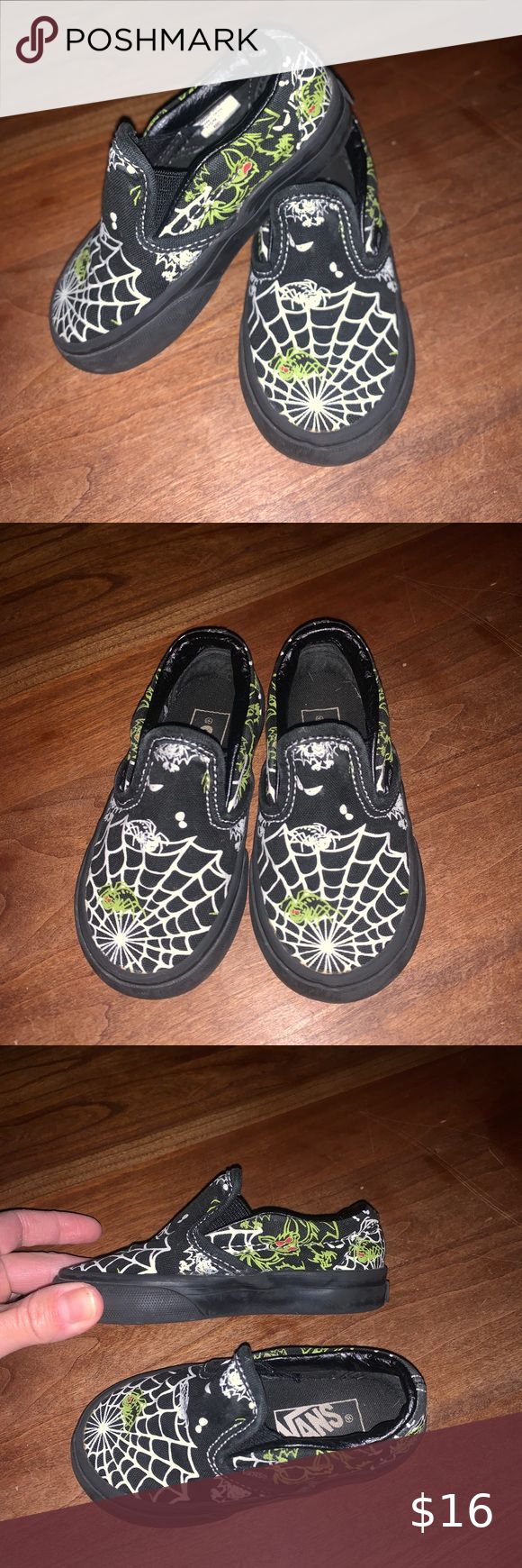 Detail Vans Spider Web Shoes Nomer 59