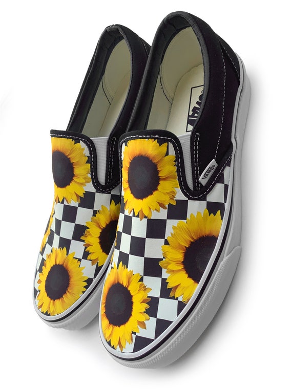 Detail Vans That Change Color In The Sunflower Nomer 17