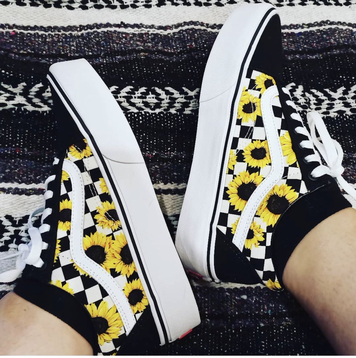 Detail Vans That Change Color In The Sunflower Nomer 54