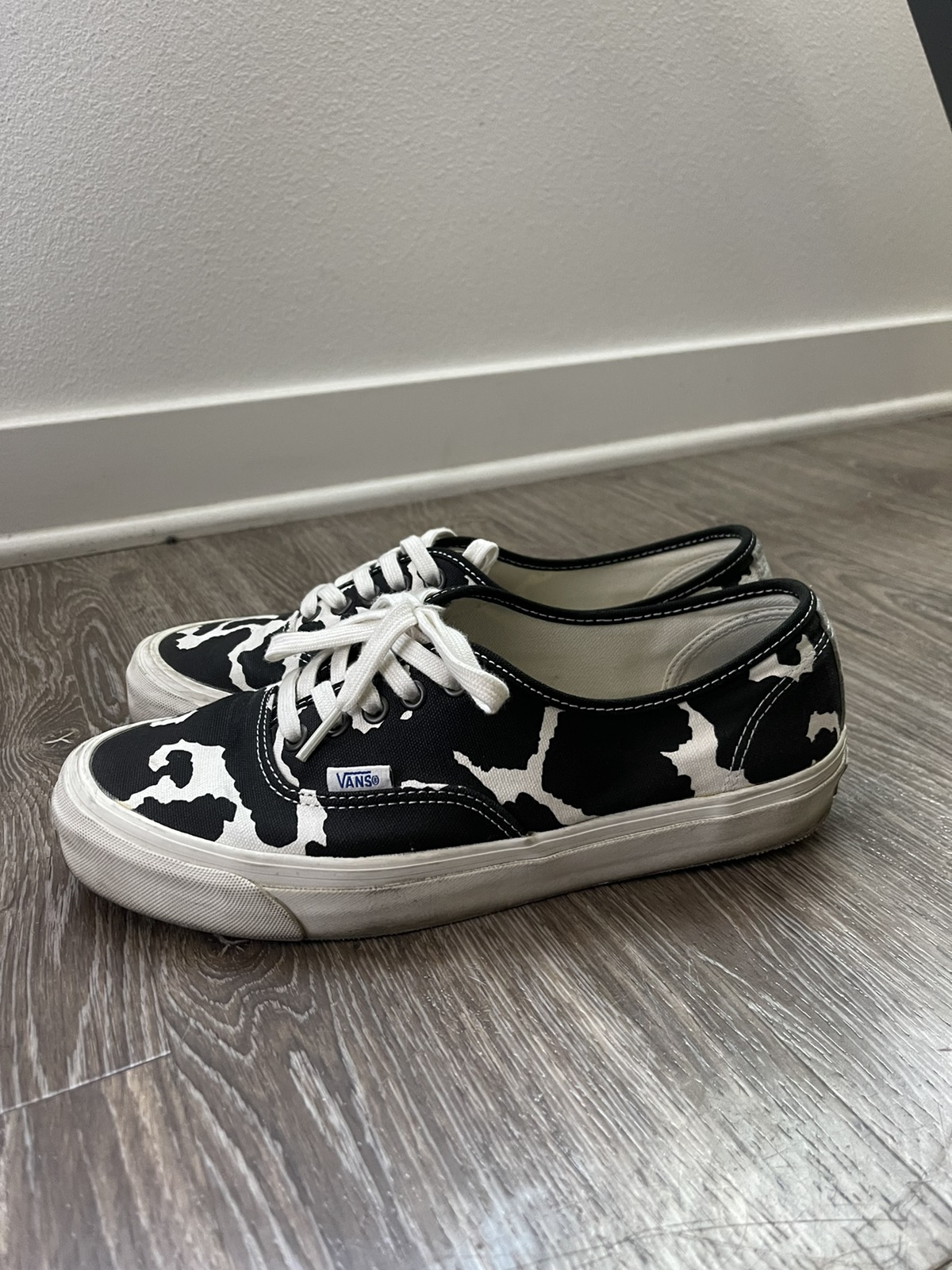 Detail Vans Vault Cow Print Nomer 14