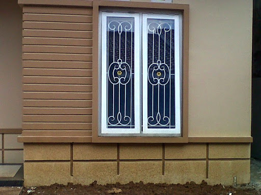 Detail Variasi Jendela Rumah Nomer 25